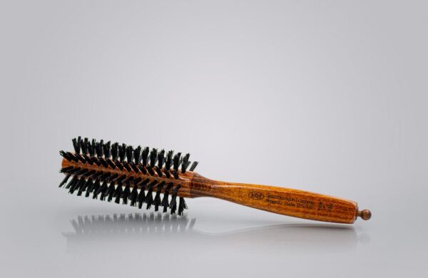 3ME HAIR BRUSH WITH PURE REINFORCED BRISTLES (0538)